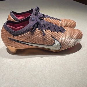 Elite Nike air Mercurial soccer cleats size 8.5